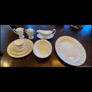 Waterford dinnerware